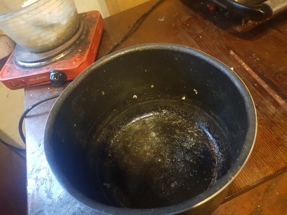 Мультиварка Bosch бу модель MUC11W12RU.Полностью рабочая много програм