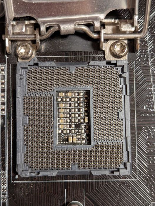 Комплект материнка + процессор + охолодження