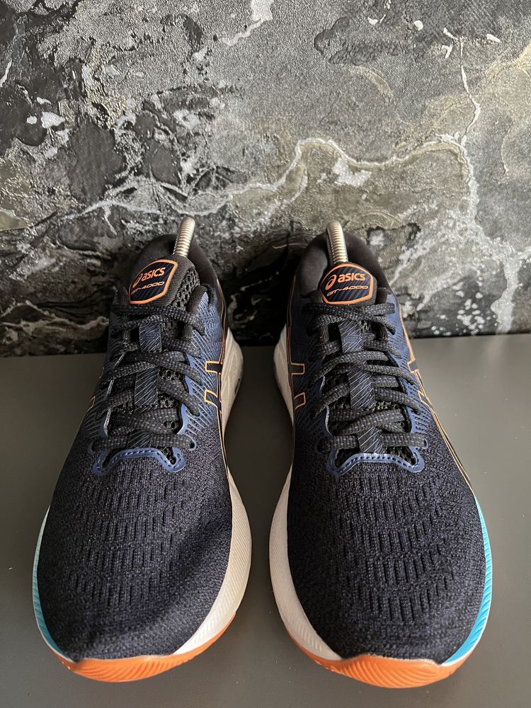 Кросівки чоловічі Asics GT 4000 3 42.5р