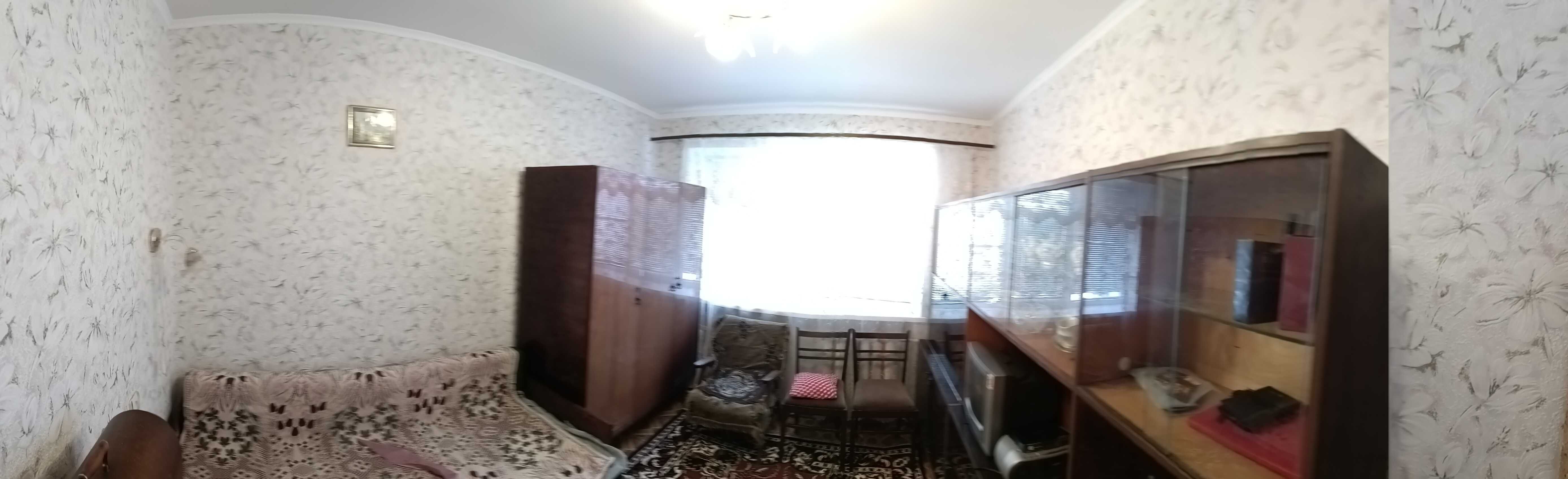 Продам 4-комнатную квартиру в Лесках, 62,8 кв.м в хорошем состоянии.