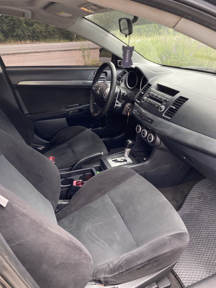 Mitsubishi Lancer X 2.0 газ/бенз