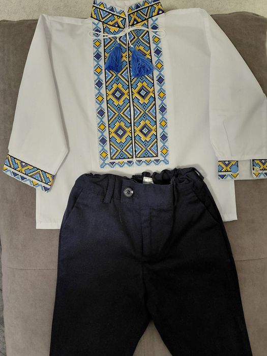 Вишиванка в комплекті