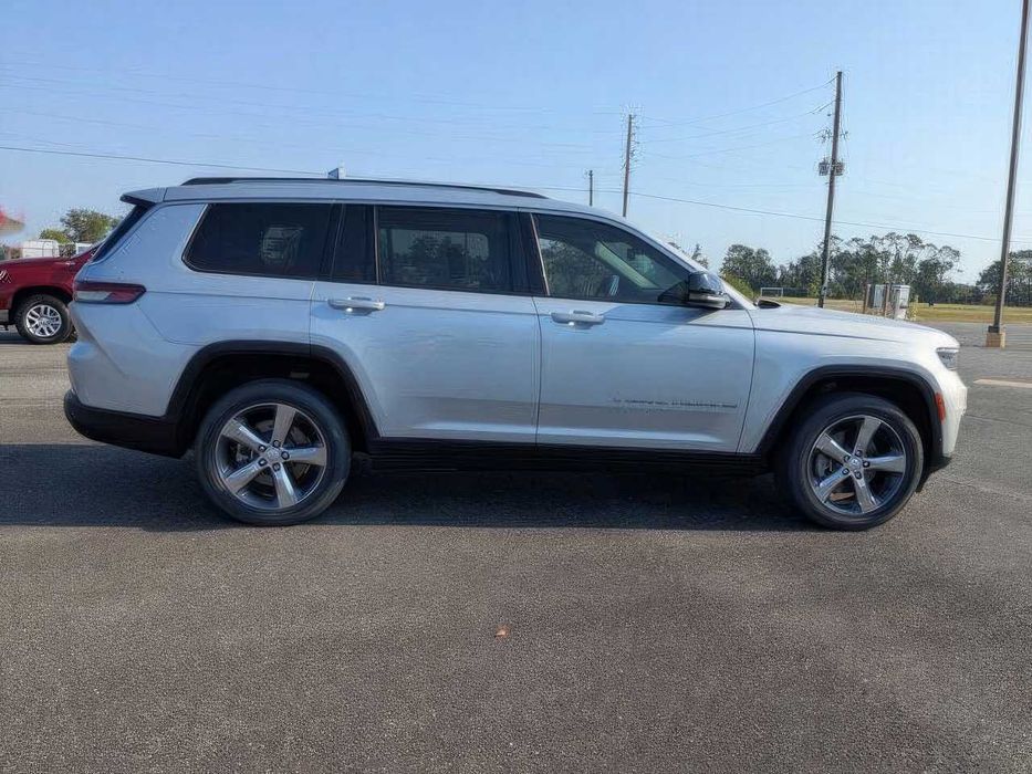Jeep Grand Cherokee L Limited      2021