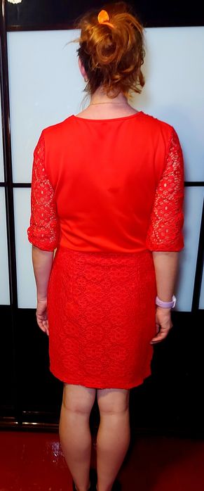 Вечірні, нарядні сукні 46/48 розмірів