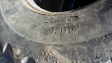 Opony 400/60-15,5 14PR opona Mitas 400/60-15.5