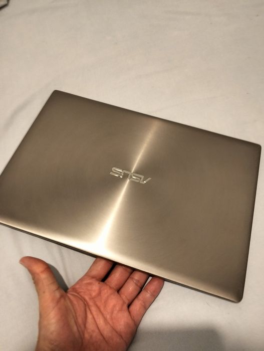 Notebook ASUS ZenBook UX303LB