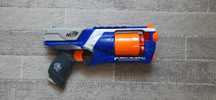 Pistolet Nerf Strongarm