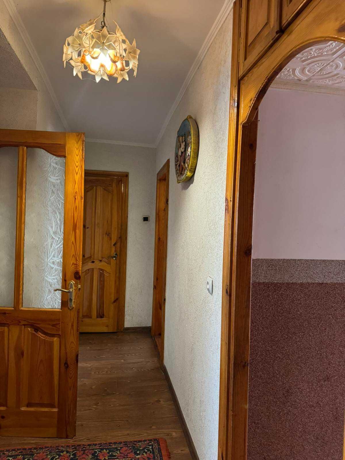 3-х кімнатна квартира, м. Жовква
