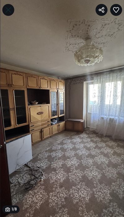 Продається трьокімнатна квартира по вул. В.Великого