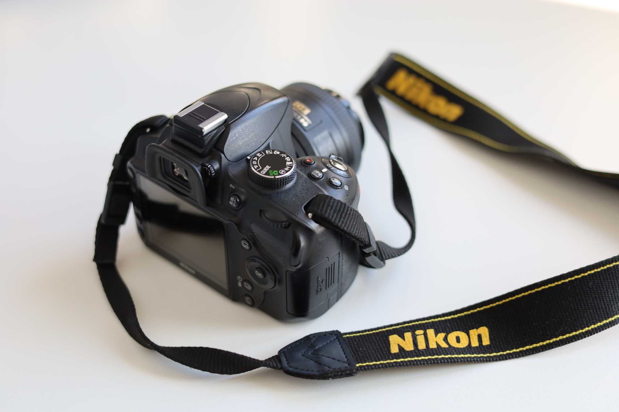 Aparat lustrzany Nikon D3200 + obiektyw Nikkor 35mm f 1:1.8G DX