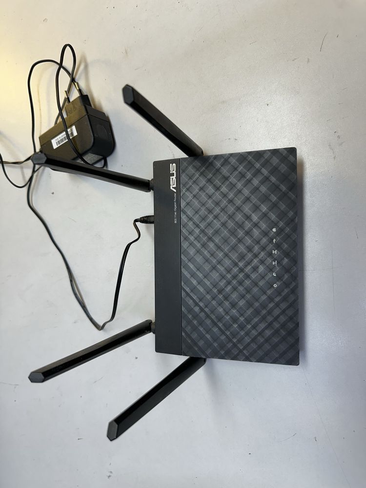 Router ASUS 802.11ac Gigabit Router