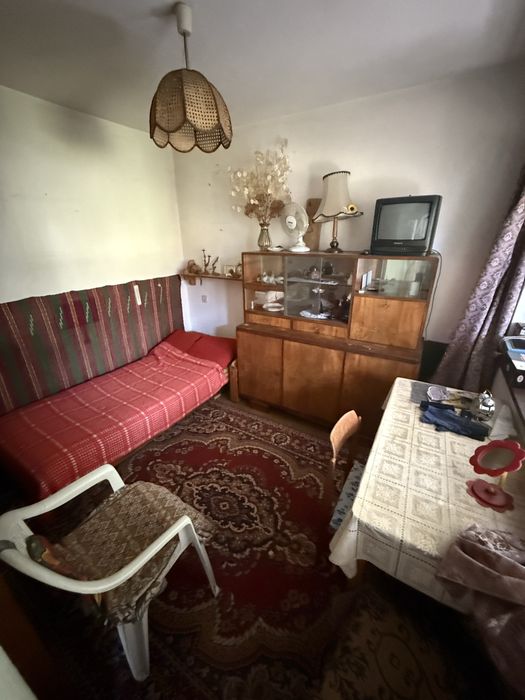 Mały dom na działce 306 m2. Włochy/Okęcie