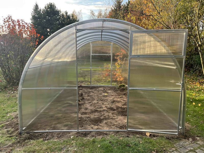 Szklarnia z poliwęglanu Tunel 3x2-12m profile 20x40 POLIWĘGLAN 3-6mm