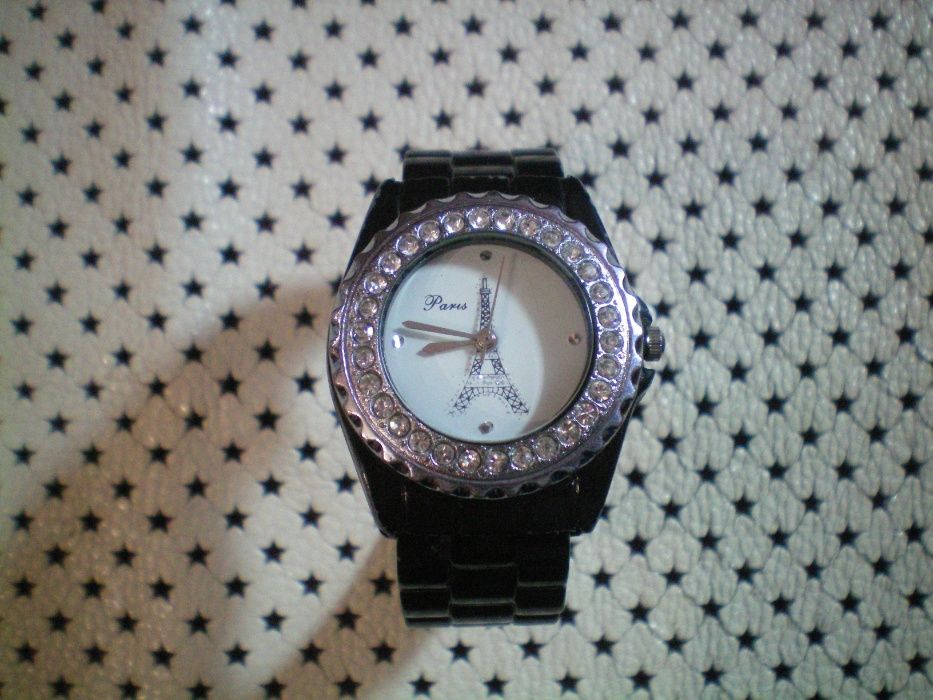 Часы наручные "Эйфелева башня" с надписью Париж браслет металлический