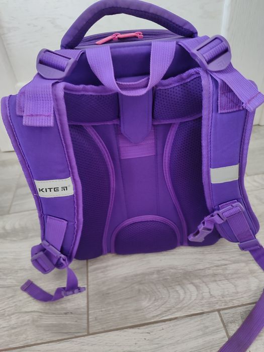 Портфель для дівчинки 1-4клас