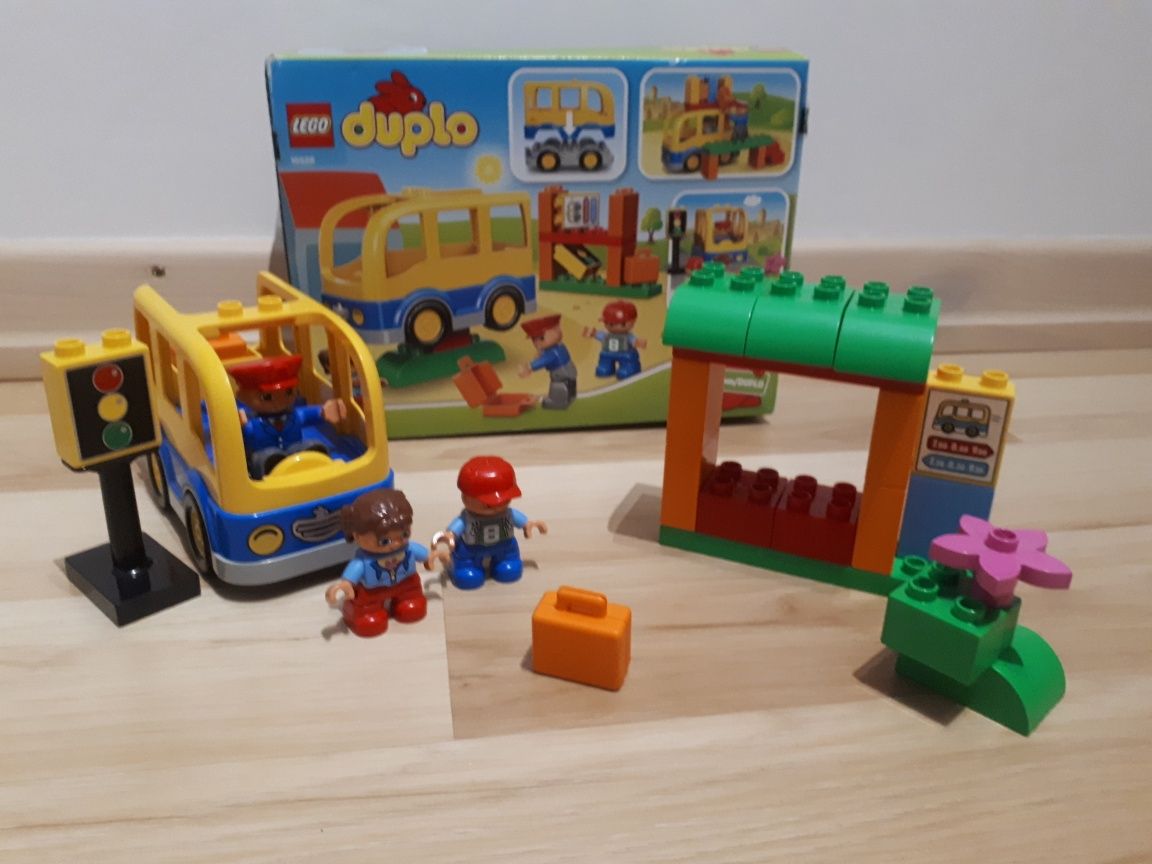 Lego Duplo 10528 autobus szkolny  z przystankiem