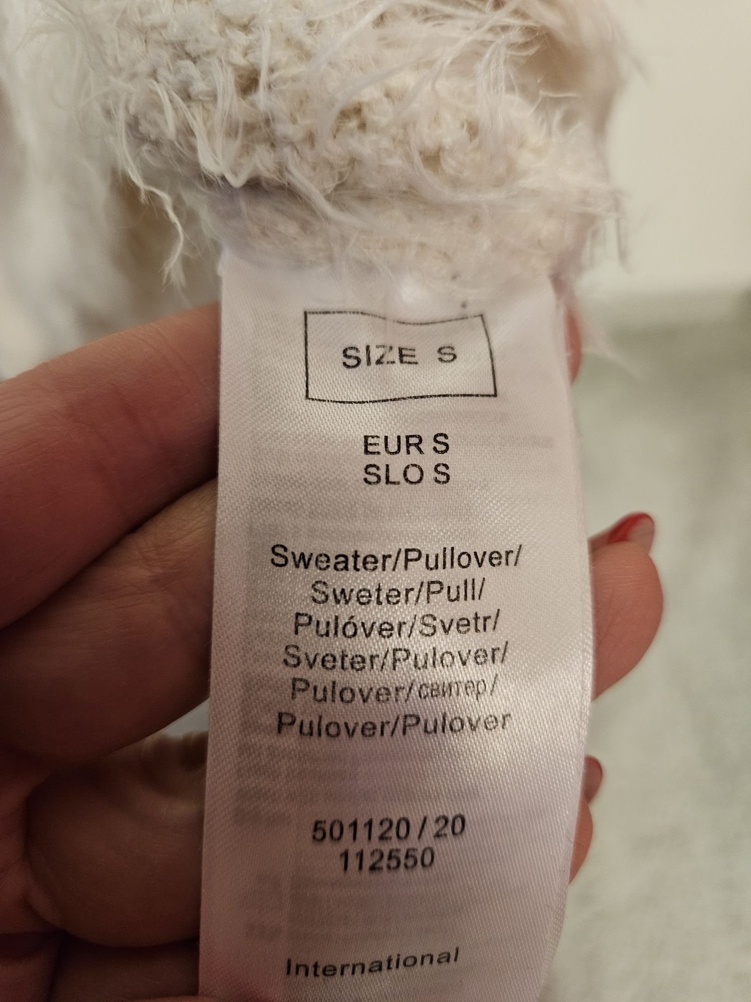 Sweter z włoskiem Orsay S