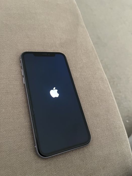 Iphone 11 em estado razoavel
