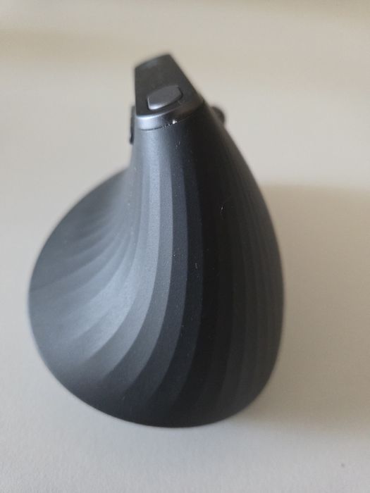 Rato Logitech MX Vertical (Como novo), inclui bolsa de proteção