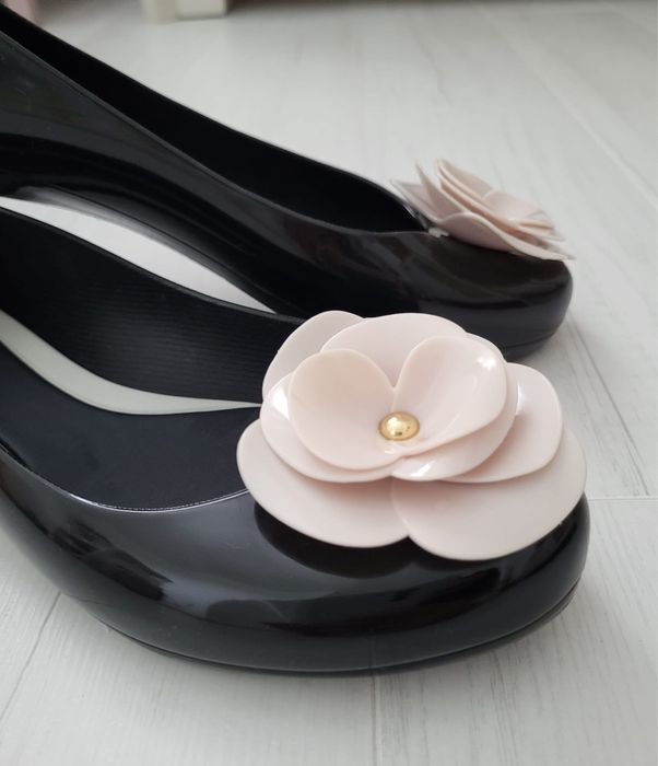 Melissa baleriny damskie 40 balerinki czarne z kwiatem
