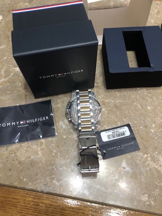Relógio Tommy hilfiger novo