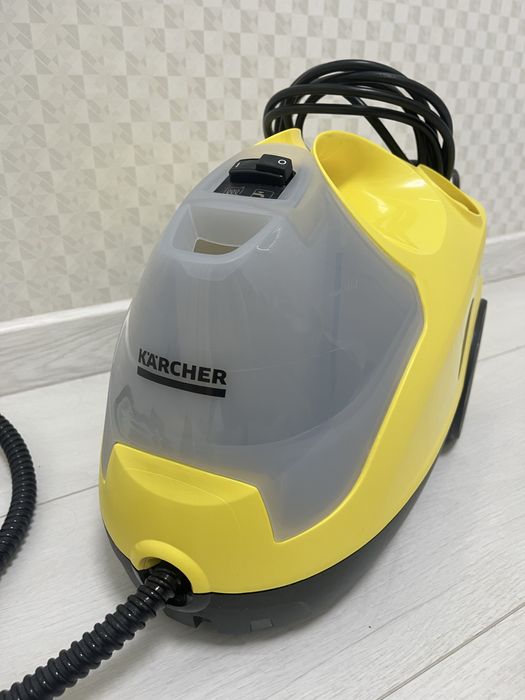 Продам пароочиститель Karcher SC4