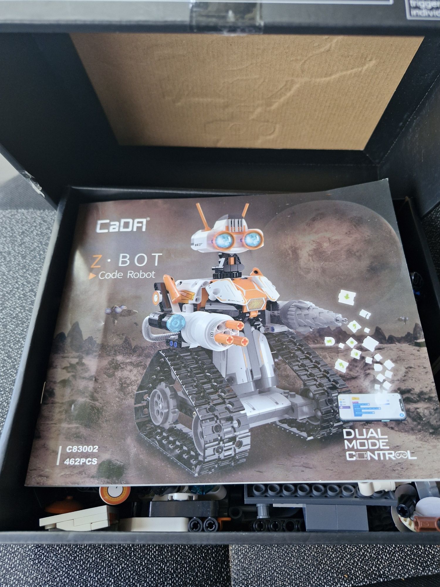 Robot cadfi z bot