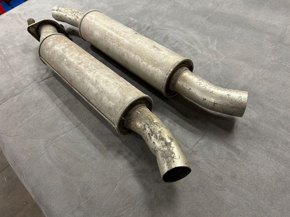 Tłumik środkowy Dodge Challenger `v8 5,7l wydech