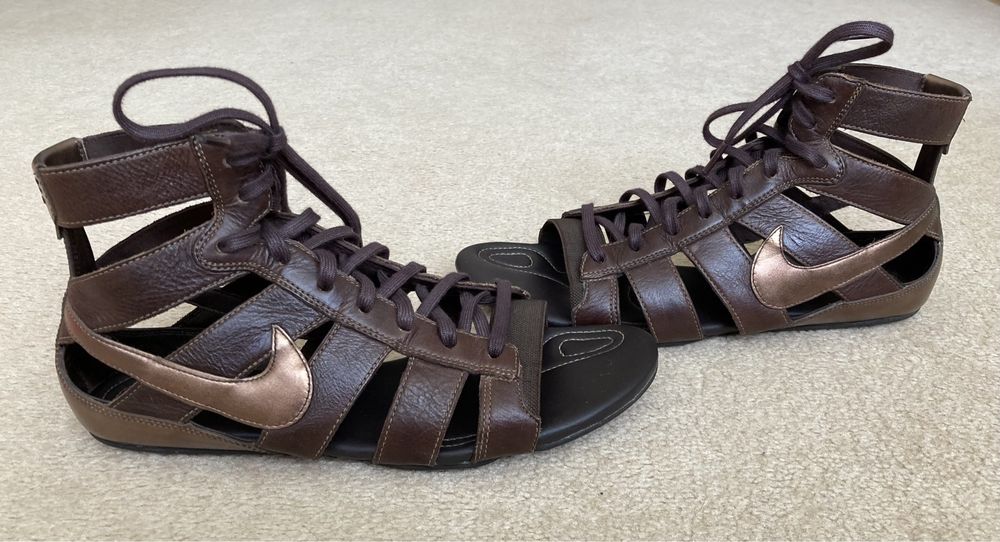 Nike GLADIATEUR сандалі сандалии р.40,5 26см