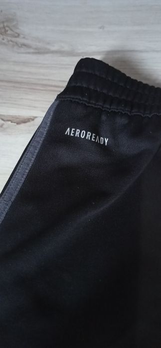 Spodnie dresowe Adidas 158-164