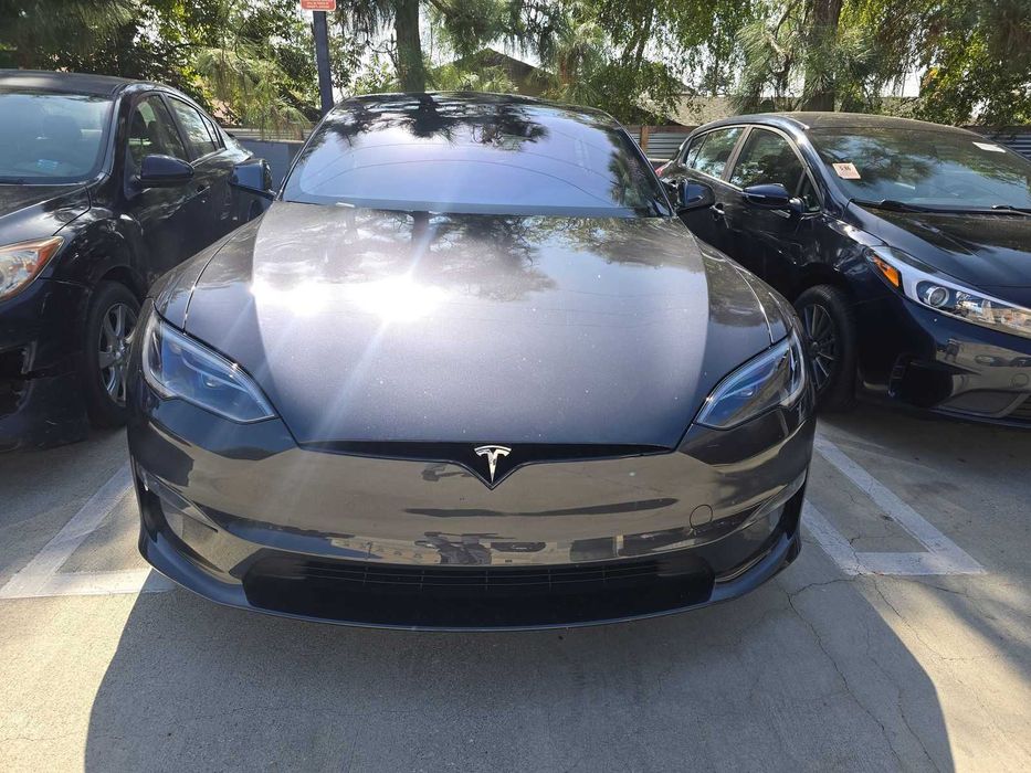 Tesla Model S Plaid 2023 // Тесла модел S плеид