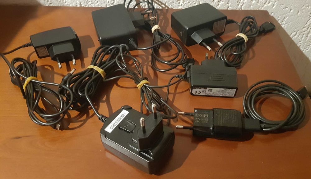 Carregadores de telemovel Samsung, LG  6 unidades - 5€