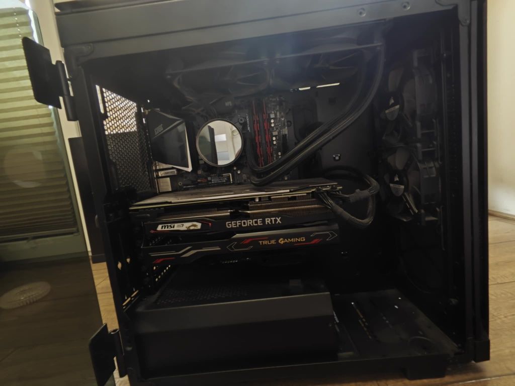 Na sprzedaż zestaw gamingowy PC+Monitor.