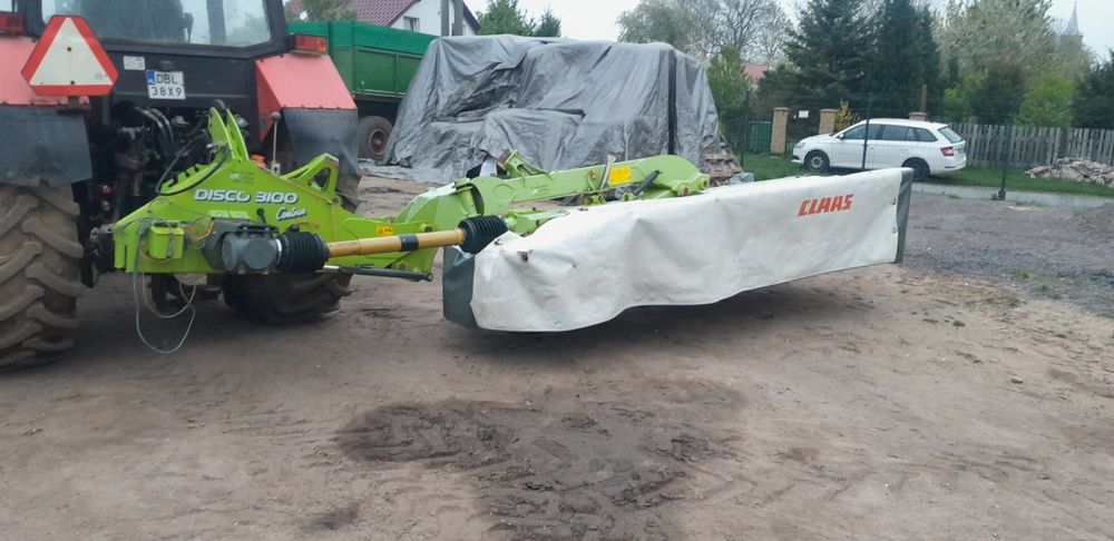 Claas disco 3100 oraz 3050 z kondycjonerem i kuhn gmd 902