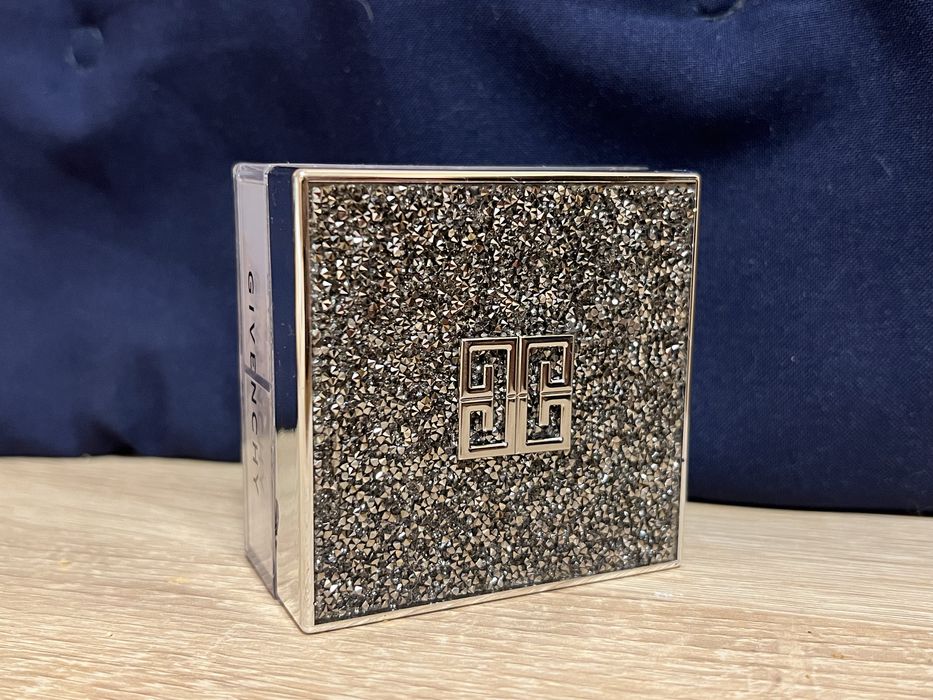 Лімітована пудра від GIVENCHY оригінал