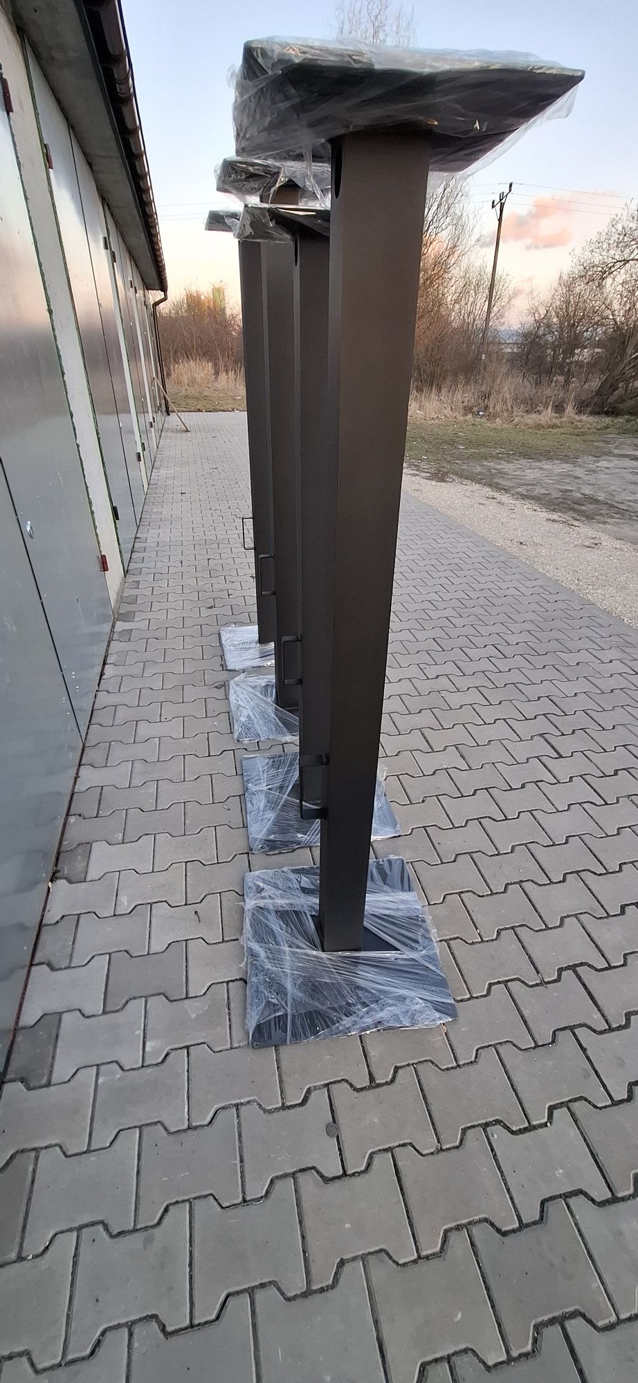 Towery aluminiowe