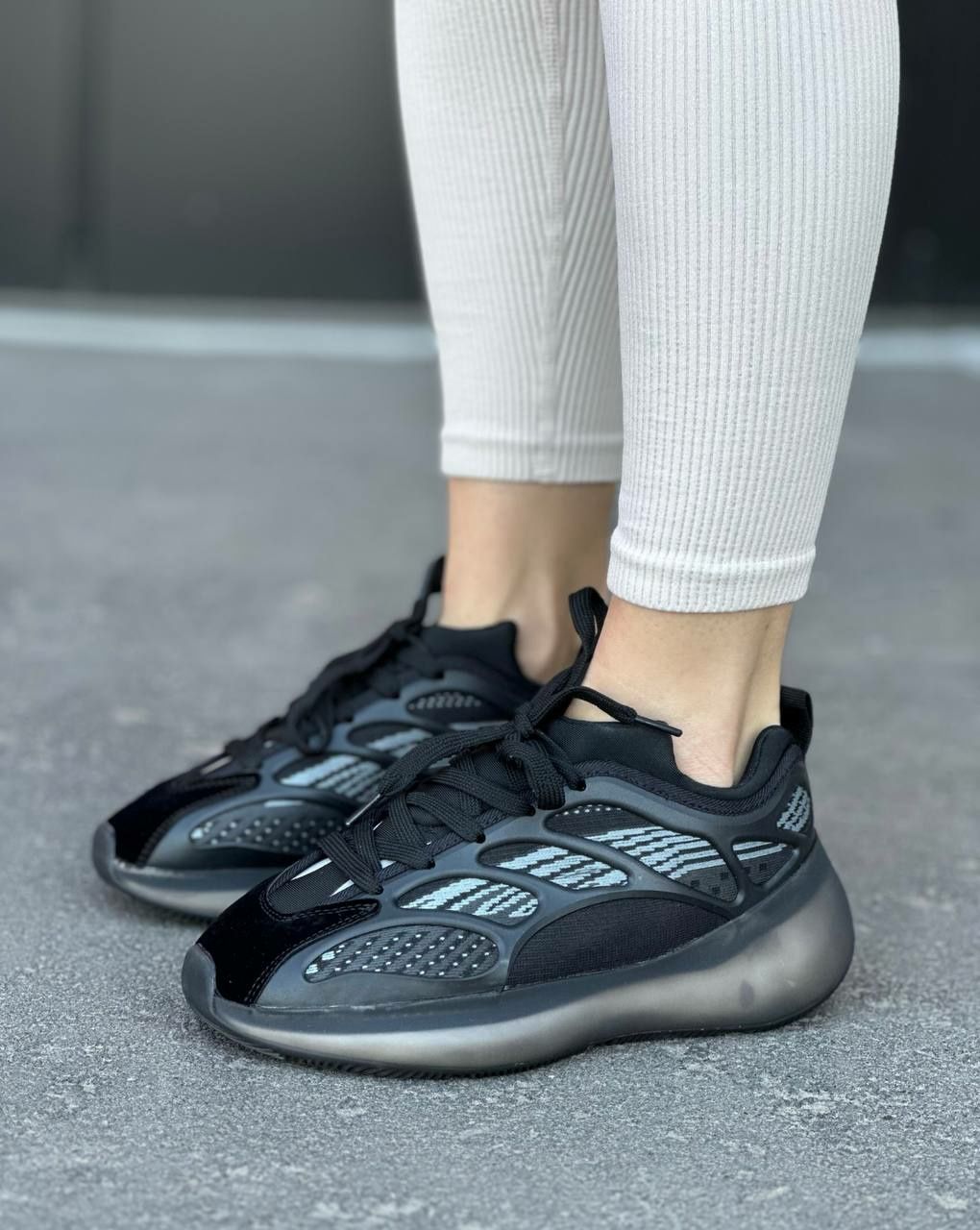 Женские кроссовки Adidas Yeezy boost 700 V3, изики, обувь женская