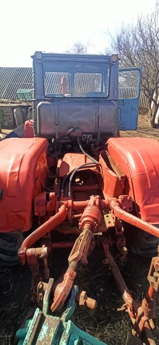 Трактор Т150к на ходу