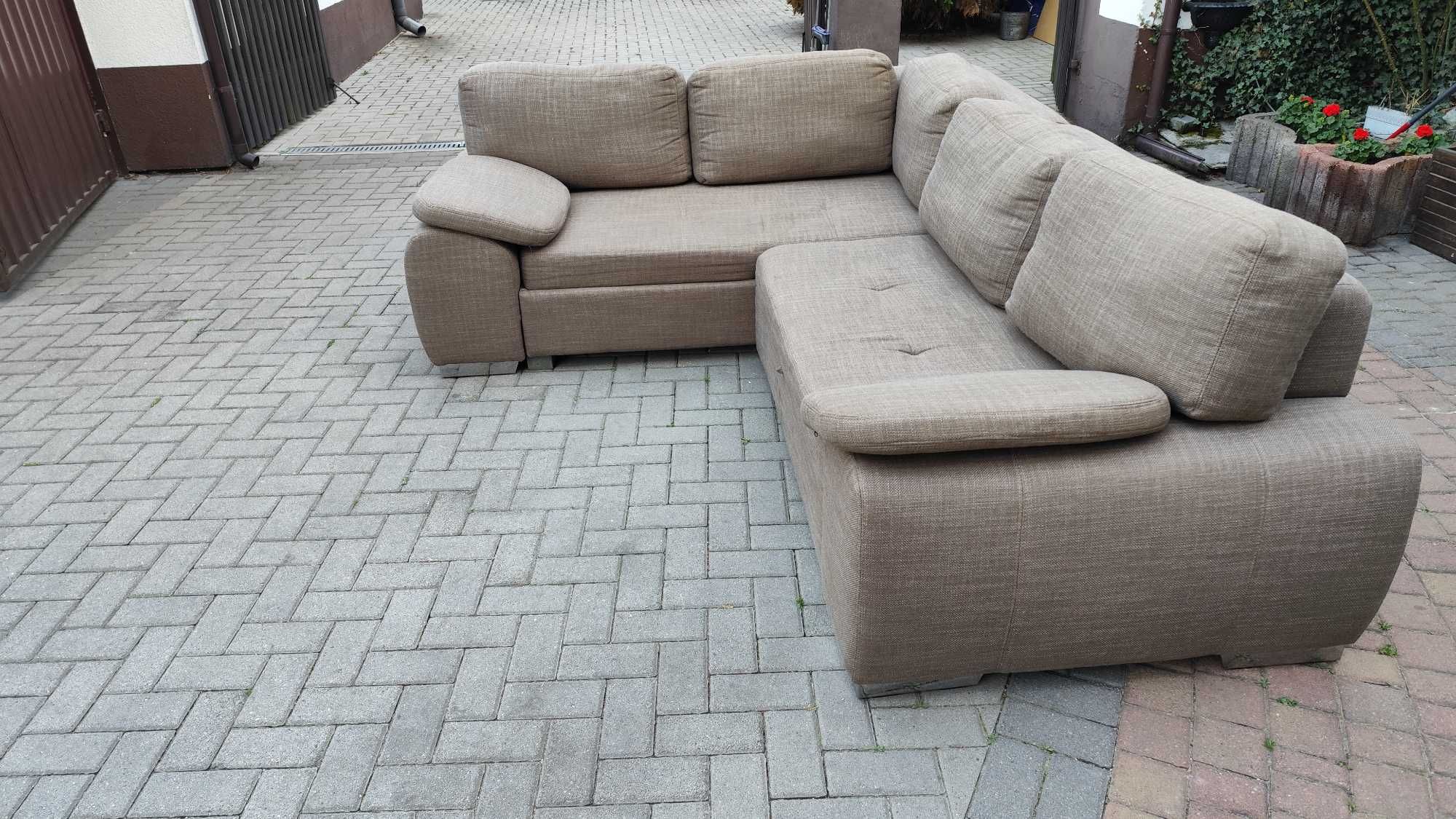 Narożnik 205x 260 z funkcją spania