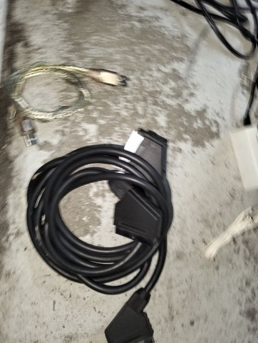 Vendo o vário material elétrico