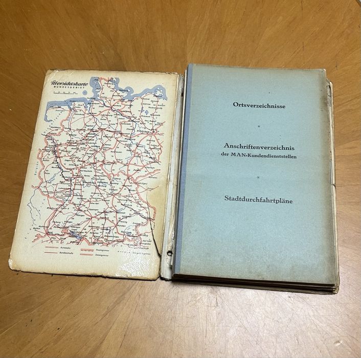 Stara atlas drogowy