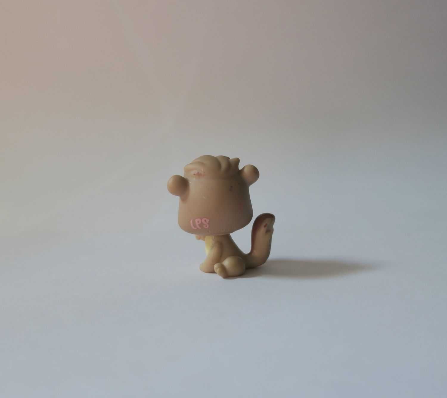 Mała wiewiórka dzidziuś baby littlest pet shop