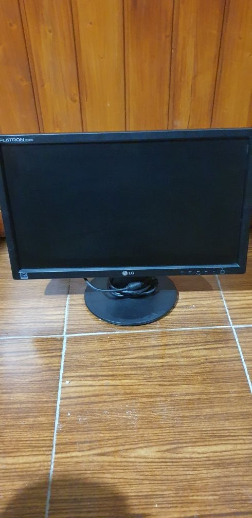 Varios monitor 19" para venda