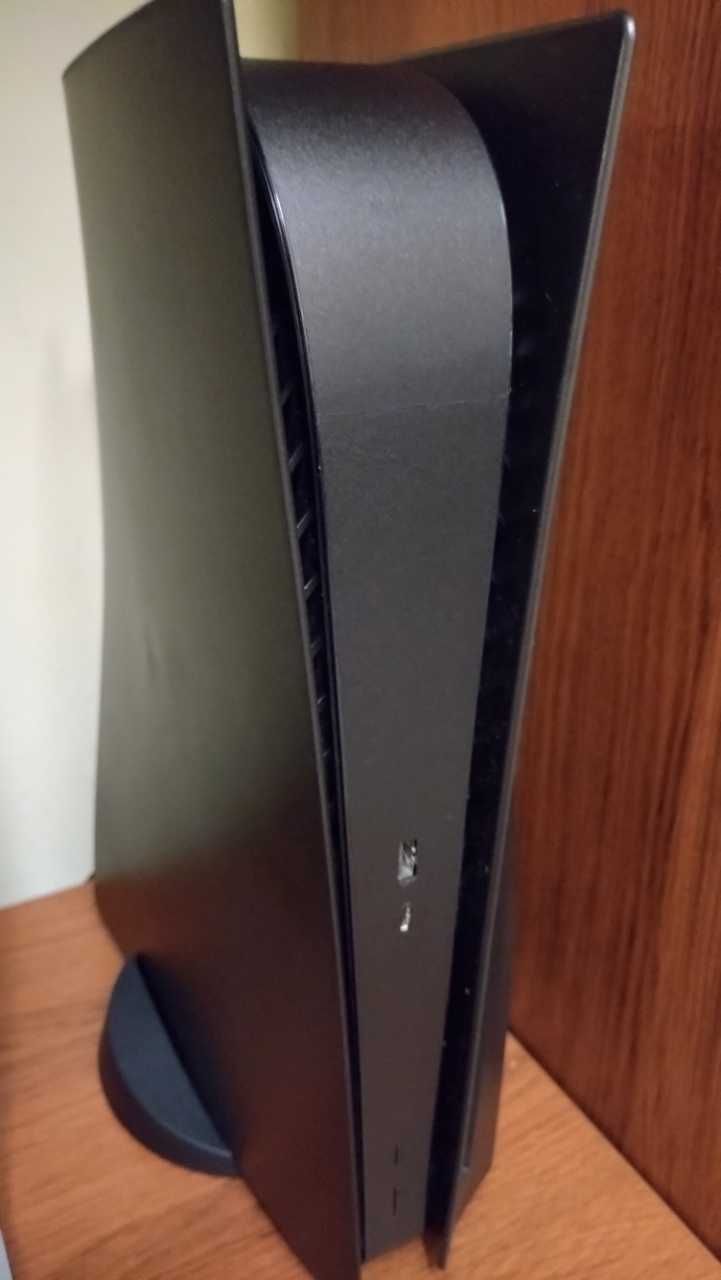 Naklejka na front PS5 czarna mat matowa ochronna ozdobna.