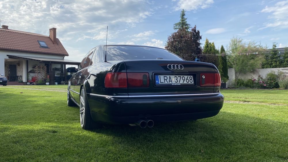 Audi A8 D2 4.2 V8