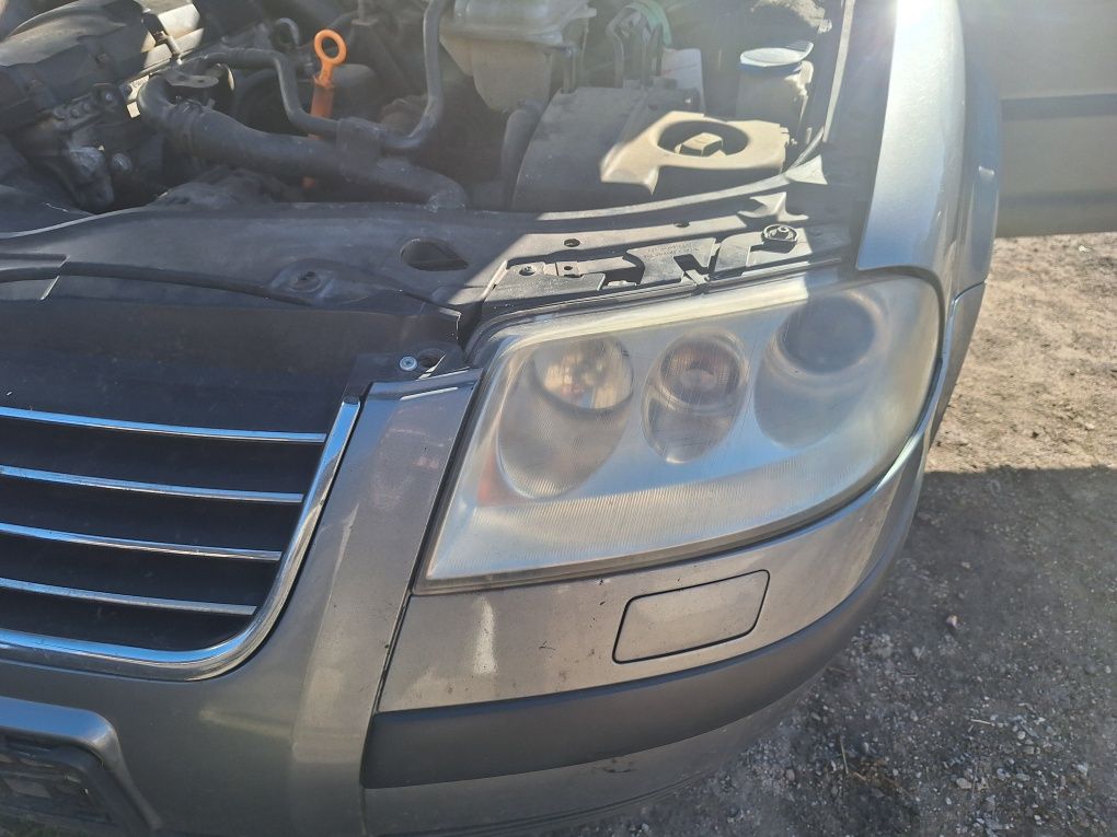 Vw Passat b5 fl lampa prawa lewa przód xsenon