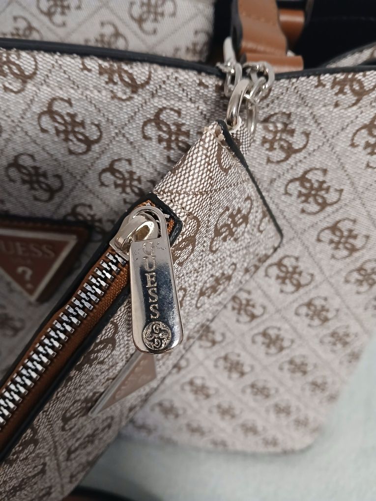 Torebka damska Guess