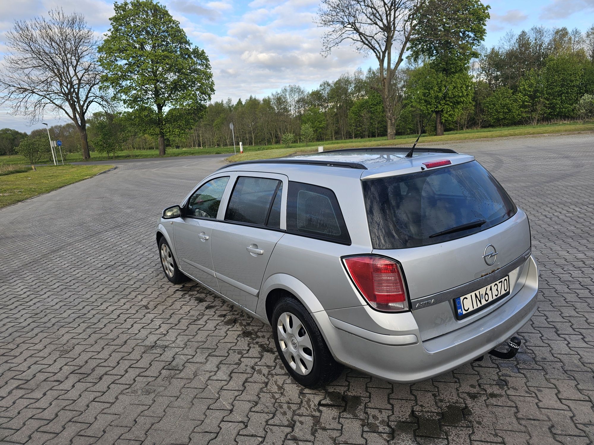 Opel Astra h 1.6 gaz