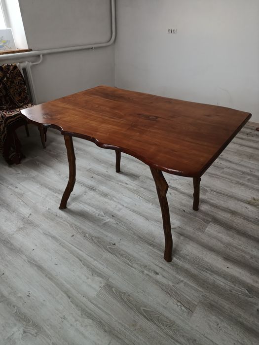 Стіл комп'ютерний, стіл бенкетний