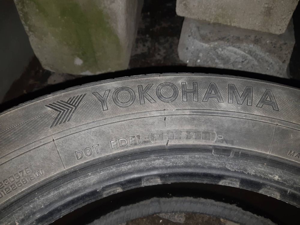 Шина колесо запаска Yokohama db decibel e70b 215/60 r16 95